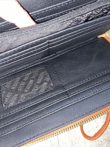 STEVE MADDEN WALLET WRISTLET PUMPKIN 🎃SMOOTH TEXTURE GOLD ZIPPER BZIPPY~BOOWOO!