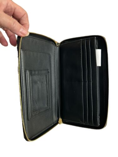 Betsey Johnson Zip Around Wristlet Wallet SKULLS~ Black & White~Gold UNIQUE!