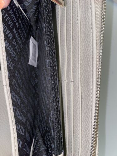 STEVE MADDEN WALLET WRISTLET BONE "STITCHED LOGO" BIG LETTERS LOOK!!!!!