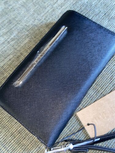 STEVE MADDEN WALLET WRISTLET BLACK SMOOTH TEXTURED SILVER ZIPPER- JUST UNIQUE!!