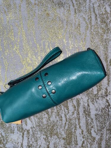 Patricia Nash Isla Oblong Italian Leather Wristlet  Distress AQUA NEW CUTE!!!
