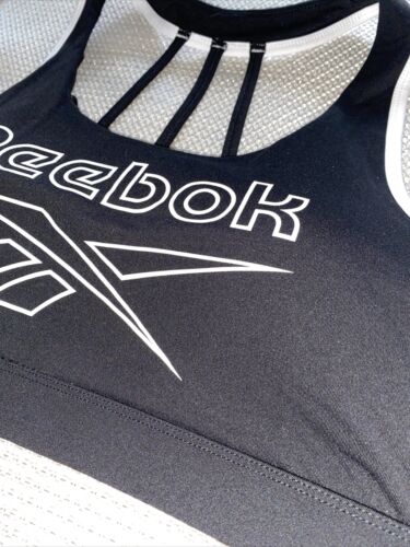 Reebok~Sports Burst Bra~Black & White~Removable Pads~Medium Impact-Wick Moisture