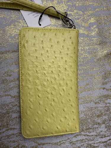 STEVE MADDEN WALLET WRISTLET YELLOW BUMPY TEXTURED SILVER IS BEAUTIFUL!!!
