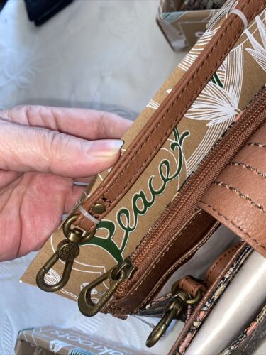 Sakroots Olympic - Sienna SD Wristlet XBDY Olympic Pattern - Style 109102  CUTE!