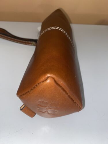 Patricia Nash Isla Oblong Italian Leather Wristlet Veg Tan NEW