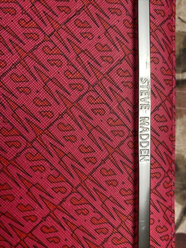 STEVE MADDEN WALLET WRISTLET PRINTED LOGO BROWN MULTI TONE SO DIFFERENT!!