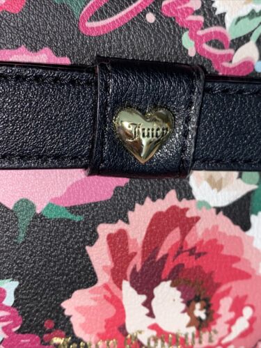 JUICY COUTURE PICK UR PETAL BLACK PEEK A BOW HEART WRISTLET SHAPED COIN PURSE