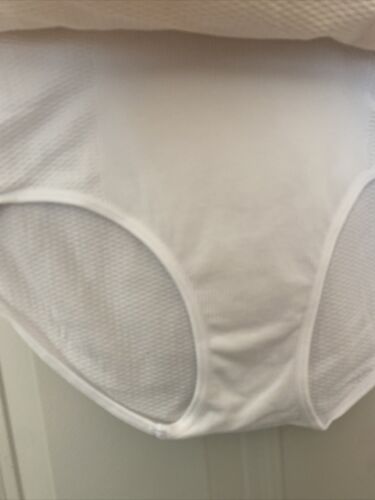LAURA ASHLEY~5 Pack FIT PANTIES~MULTICOLOR~ STYLE # LS9444~ALL SIZES~GREAT FIT!