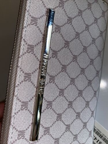 Steve Madden Wallet Beige&Bisque Printed SM Logo Zip Around Silver Hardware NEW