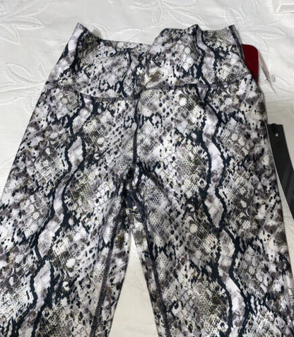 KYODAN PHYTON LEGGINGS SIZE SMALL PETITE NEW RETAILS $68