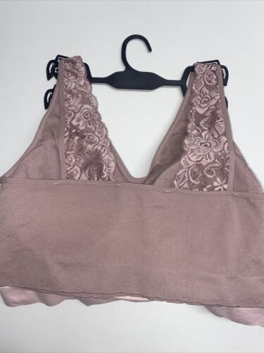 Delta Burke 2-Pack Seamless Bras Sz.2X Soft Comfort Lounge Removable Pads~ CUTE!