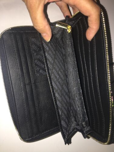 STEVE MADDEN WALLET WRISTLET BLACK FLORAL Zip Around Organizer