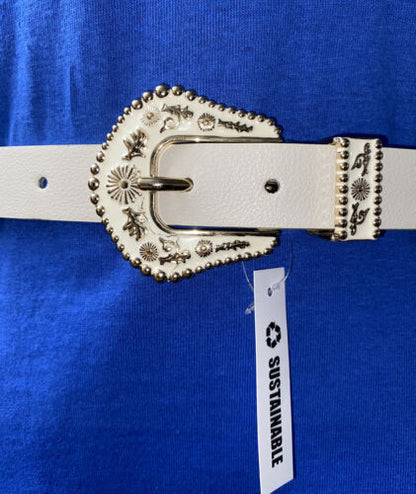 STEVE MADDEN BELT LARGE WITH WHITE AND GOLD BEAUTIFUL DESIGNED BUCKLE (SKINNY)