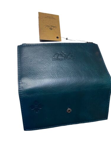 Patricia Nash~Nazari Wallet Bifold~ Blue Coral~Style P41906~GREAT FIND!!!