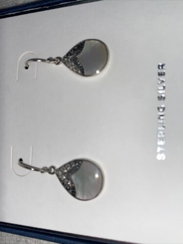 Annika Witt Made in Bali.925 Sterling Silver Small Mother of Pearl Earrings- NEW