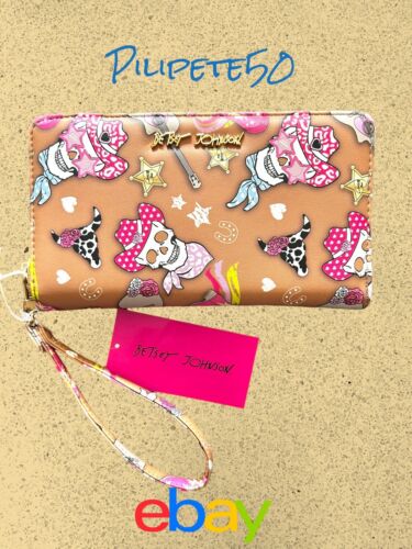 Betsey Johnson Zip Around Wristlet Wallet SKULLS~Multicolor~All Year HALLOWEEN!￼