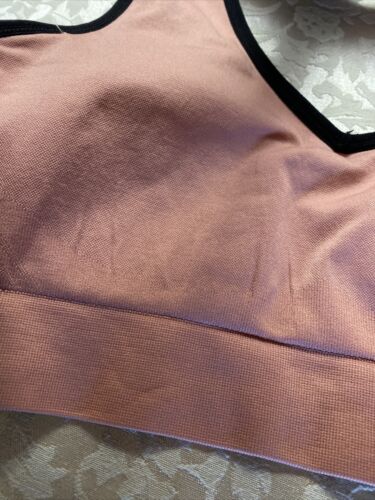 New Balance Medium Impact Sports Bra Style# 2016 Dusted Peach /Black Size XL NEW
