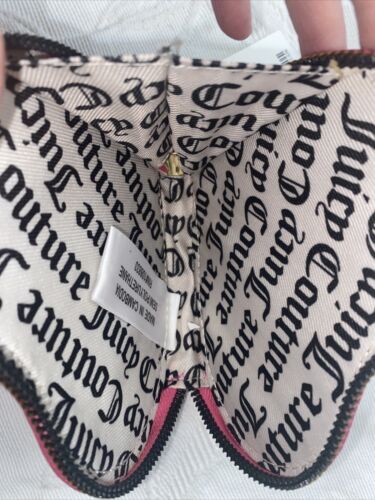 JUICY COUTURE FUSCHIA PLEATS PLEASE HEART SHAPED COIN PURSE 13JCA1FMX-FS