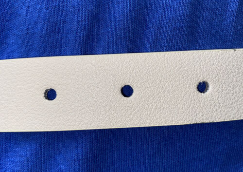 STEVE MADDEN BELT LARGE WITH WHITE AND GOLD BEAUTIFUL DESIGNED BUCKLE (SKINNY)