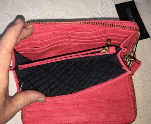 STEVE MADDEN WALLET WRISTLET CORAL STAMPED LOGO"MADDEN STYLE"!!!