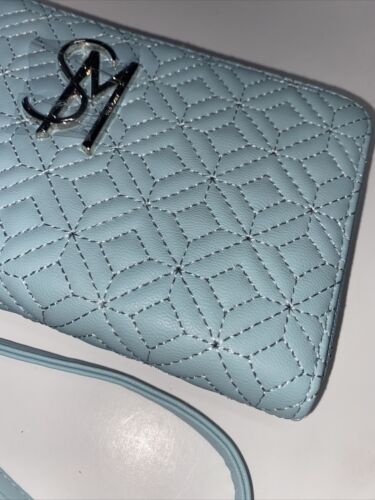 STEVE MADDEN WALLET WRISTLET SEA CRUSH BANGELO SMOOTH TEXTURED SILVER ZIPPER
