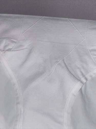Skinnygirl Shaping Seamless Briefs~Tames Your Tummy Sz. XL~ 3 pair Style SG7715￼