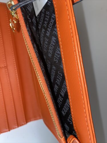 STEVE MADDEN Bifold WALLET, CLUTCH ORANGE STAMPED Gold Hardware NEW