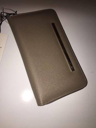STEVE MADDEN WALLET~ WRISTLET~MUSHROOM SMOOTH TEXTURED~SILVER HARDWARE~UNIQUE!