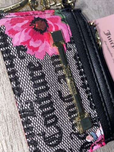 JUICY COUTURE PETAL STAT BLACK WORD ON THE STREET CARD CASE KEY~RING WALLET~WOW