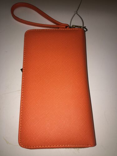 STEVE MADDEN WALLET WRISTLET ORANGE SMOOTH TEXTURE GOLD ZIPPER