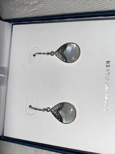 Annika Witt Made in Bali.925 Sterling Silver Small Mother of Pearl Earrings- NEW
