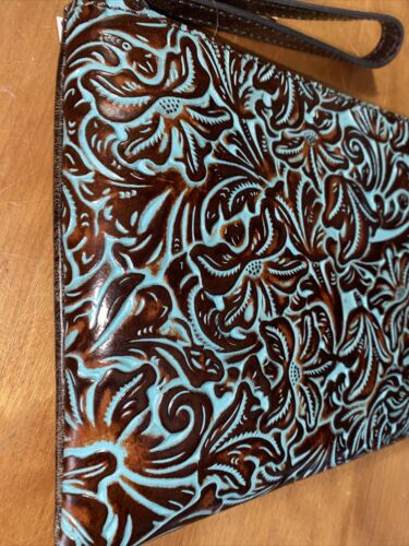 Patricia Nash CASSINI Wristlet  Tooled Turquoise Leather P24101~Gorgeous & NWT!