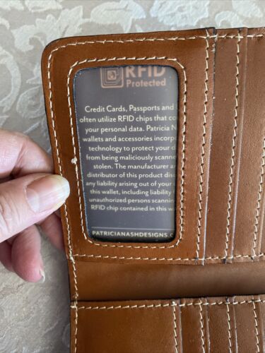 Patricia Nash Group Veg. Tan P40901 Leather REITI Wallet Florence Brown $99!