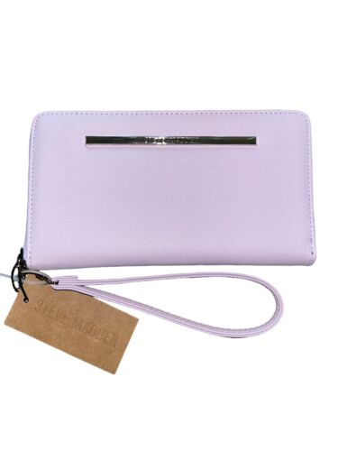 STEVE MADDEN WALLET WRISTLET LAVENDER SMOOTH TEXTURED SILVER ZIP "OH WHAT COLOR"