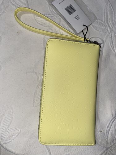 STEVE MADDEN WALLET WRISTLET PASTEL (YELLOW) SMOOTH TEXTURE SILVER ZIPPER PRETTY