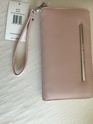STEVE MADDEN WALLET WRISTLET BLUSH SMOOTH TEXTURED SILVER ZIPPER "CLASSY"