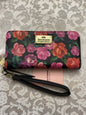 JUICY COUTURE Wallet- Wristlet Zip Around Black-Rose Print  Single Zip Large New