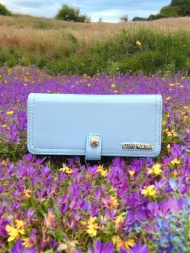 STEVE MADDEN Woman's Wallet Bifold BALLEN-G Soft Textured Cornflower BEAUTIFUL!