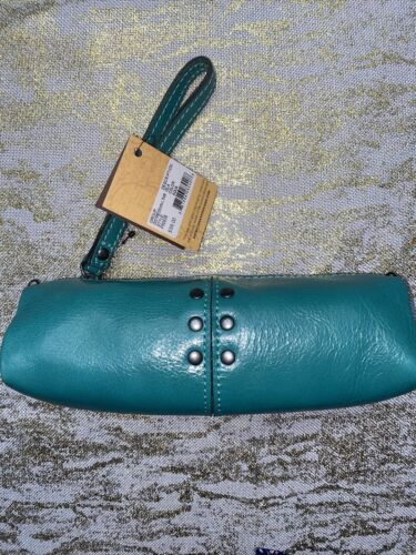 Patricia Nash Isla Oblong Italian Leather Wristlet  Distress AQUA NEW CUTE!!!