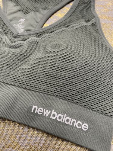 New Balance Sports Bra Green Seed Style 112003 Removable Cups Size Large