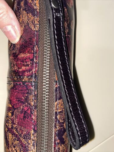 Patricia Nash Isla Oblong Italian Leather Wristlet Style A035399 Vintage Floral