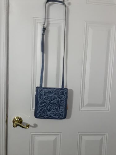PATRICIA NASH GIRONA NWT BRNTL SAFFLOWER BLUE TOOLED LEATHER XBDY BAG-REAR FIND!