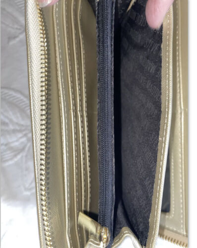 STEVE MADDEN WALLET WRISTLET METALIC GOLD STAMPED LOGO VERY CLASSY!!