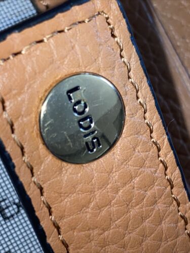 LODIS Pebbled Leather Compact Bifold Wallet  Cardholder Light Tan  New- CLASSY