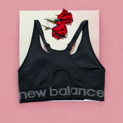 NEW BALANCE Medium Impact Sports Bra Style R000300~ Size XL~BLACK~ EXCELLENT FIT