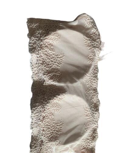 Danskin Intimates~All day Comfort 2 Lace Bras~Removable Pads~Size  XL~FEMININE!