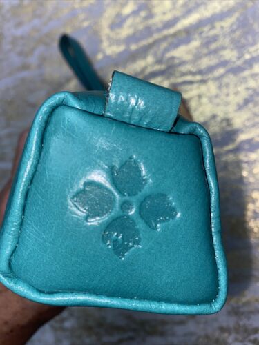 Patricia Nash Isla Oblong Italian Leather Wristlet  Distress AQUA NEW CUTE!!!
