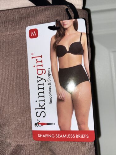Skinnygirl Shaping Seamless Briefs Size MEDIUM 3  pair Style SG7715￼￼ New
