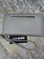 STEVE MADDEN WALLET WRISTLET LIGHT GRAY BZIPPY BZIPPY BEAUTIFUL!! Silver Zipper