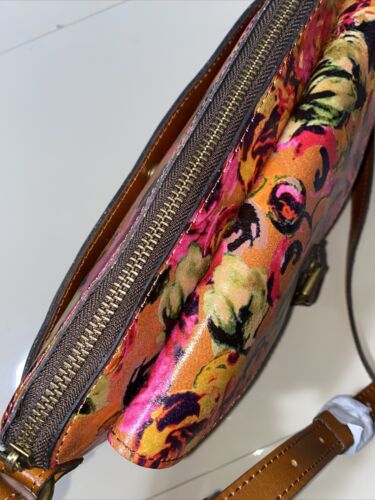 PATRICIA NASH Avellino~Leather Front Pocket Women XBDY Handbag~SUMMER ROSES🌹NEW